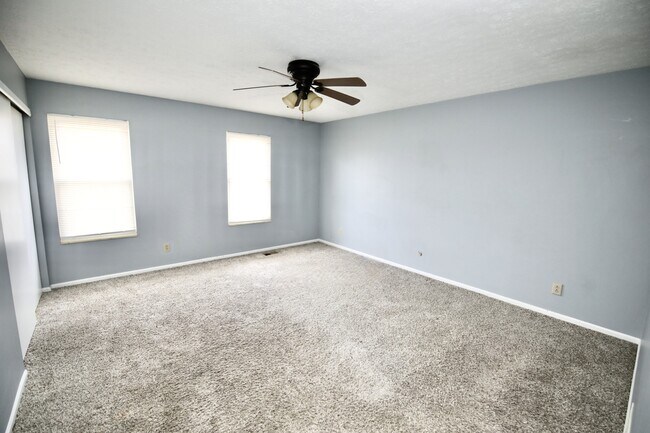 Building Photo - 2297 Ayers Dr