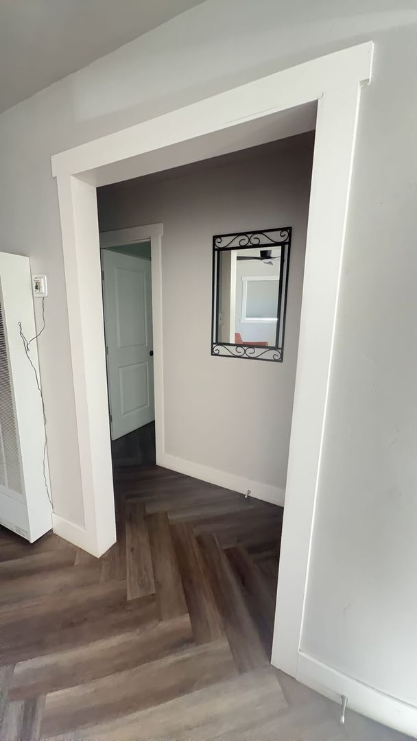 Building Photo - 715 S Laguna Ave