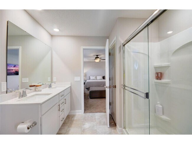 Building Photo - 1203 Lower 143rd St E