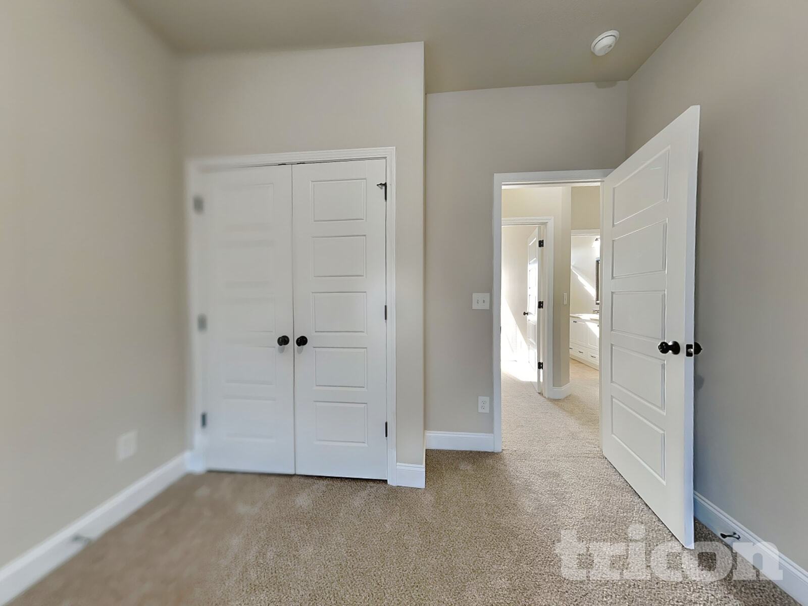 Building Photo - 667 Dandelion Row