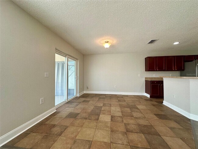 Building Photo - 224 Rona Ln