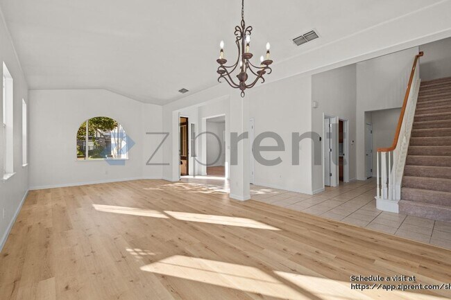 Building Photo - 155 E Heritage Dr