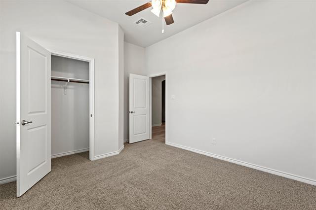 Building Photo - 2140 Hunter Ln
