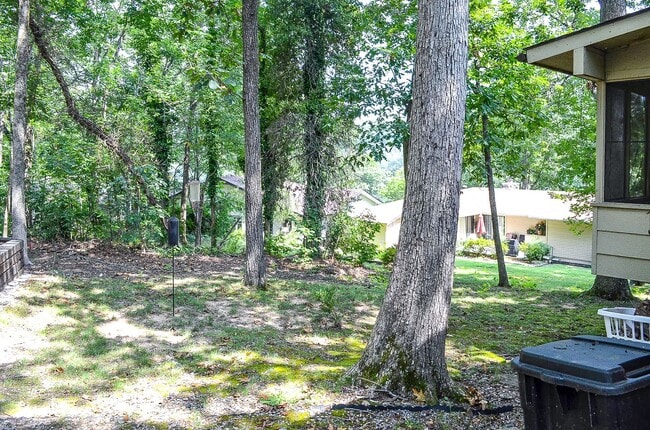 Building Photo - Lake DeSoto Area | Home |Unfurnished