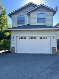 Building Photo - 1297 Clearsprings Dr
