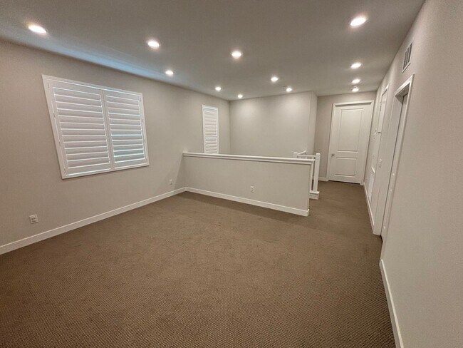 Building Photo - 27272 W Red Willow Ct