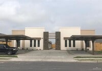 Building Photo - 701 Cathedral Hl