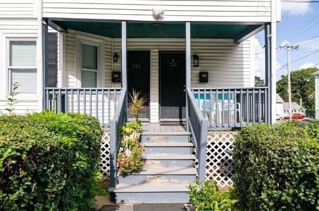 Building Photo - 133 Kendrick Ave