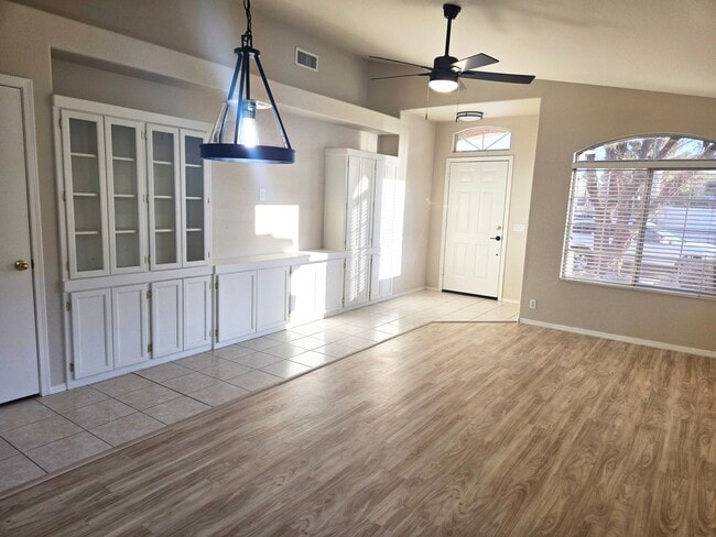 Building Photo - Chandler 3-bedroom remodeled