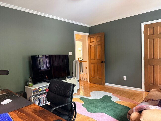 Building Photo - Stunning 4-Bedroom Cary Home with Basement! Available August 5th 2026!