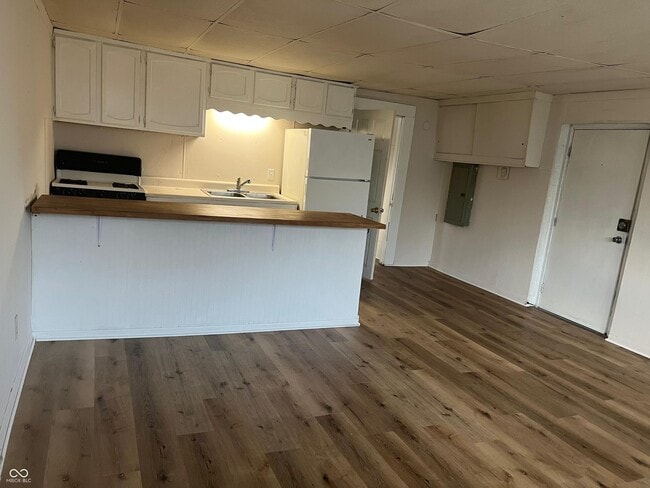 Building Photo - 712 Ranike Dr