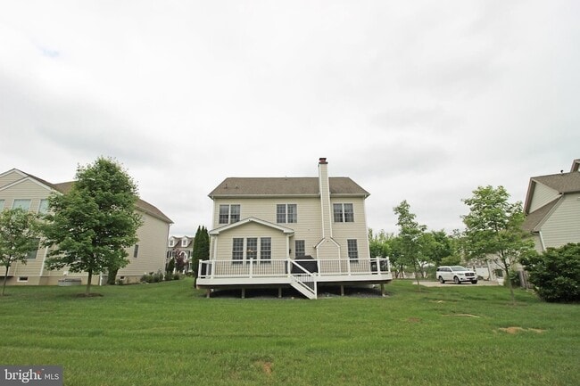 Building Photo - 405 Park Hill Ln