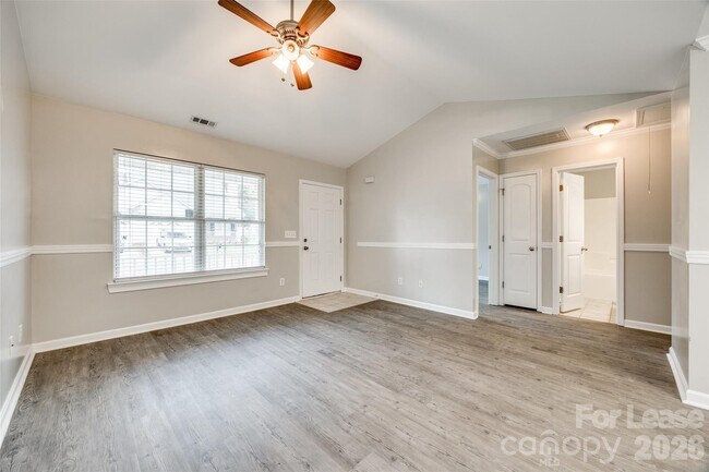 Building Photo - 410 Danielle Way