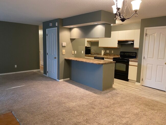 Building Photo - 10229 Rose Meadow Ln