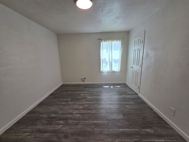 Building Photo - Single story home located in San Pablo, Ca