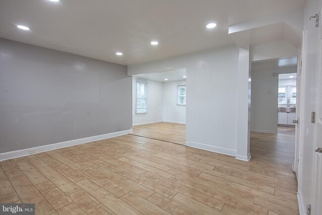 Building Photo - 7309 Sycamore Ave