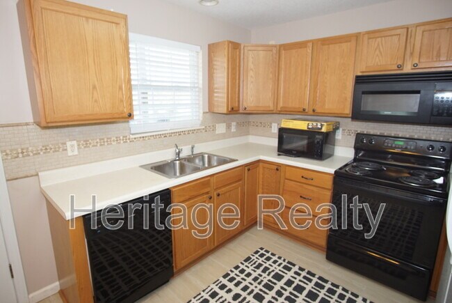 Building Photo - 4820 Poplar Crest Way