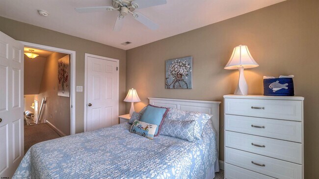 Building Photo - 505 Harbour Cove