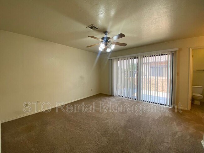 Building Photo - 777 S 400 E