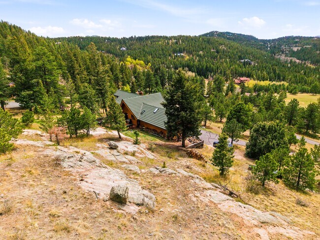 Building Photo - 6060 Kilimanjaro Dr