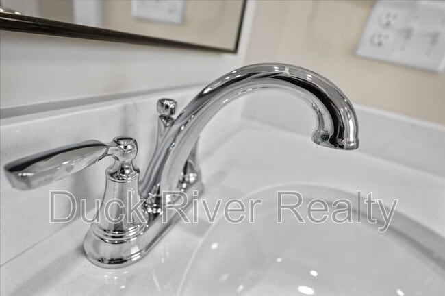 Building Photo - 119 Westover Dr