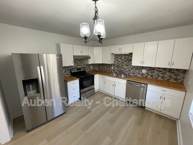 Building Photo - 1422 Stratton Pl Dr