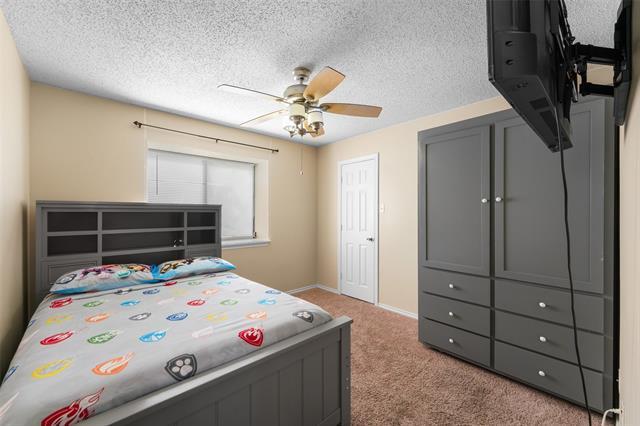 Building Photo - 708 Azalea Dr