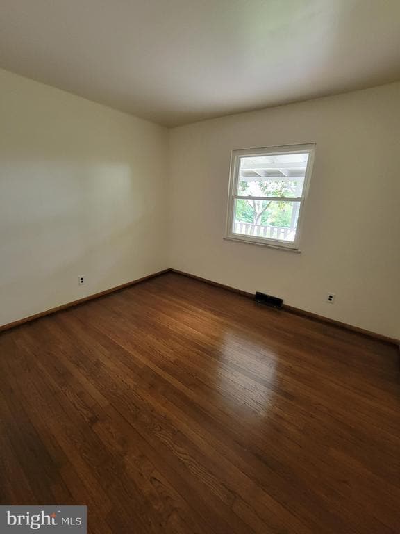 Building Photo - 10 Groff Cir