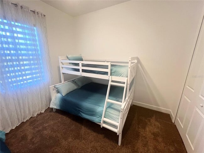 Building Photo - 8224 Leopold Ave