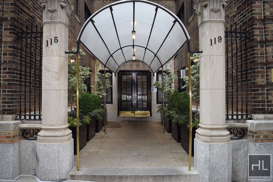 Building Photo - EAST 92 STREET