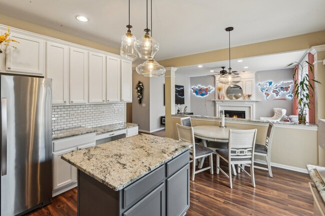 Building Photo - 25125 Rockwell Ln