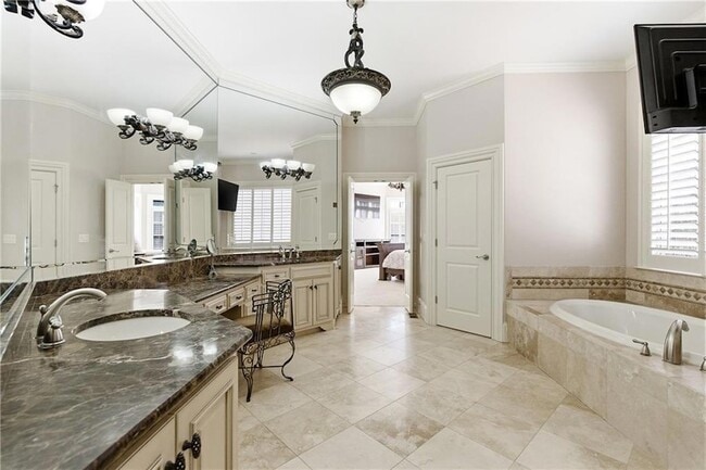 Building Photo - 6335 Howell Cobb Ct