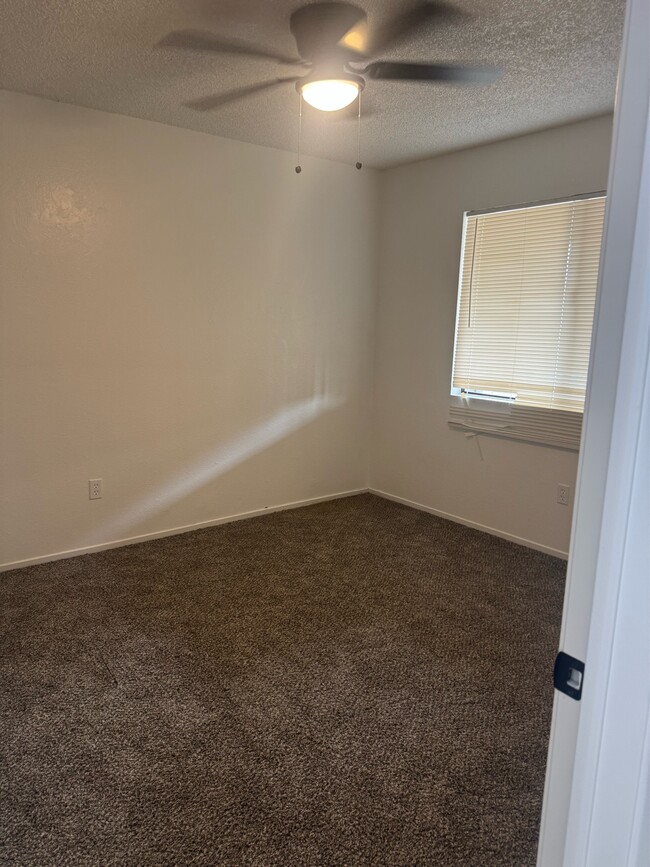 Building Photo - 8524 Haupt Ave