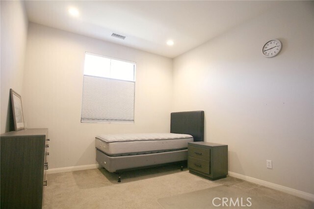 Building Photo - 125 Full Sun