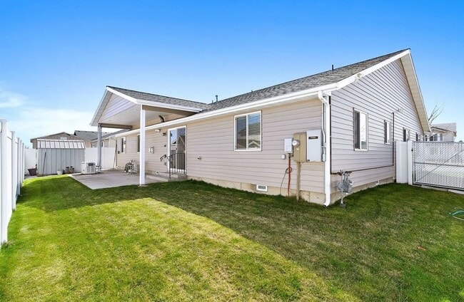 Building Photo - 13440 W Whitetip Ave