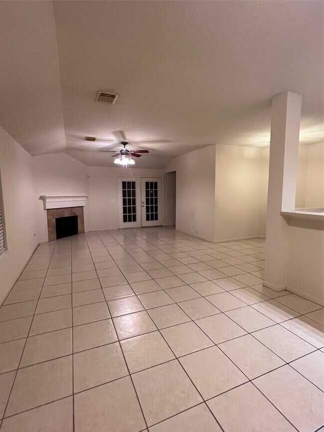 Building Photo - 659 Cypresswood Trce