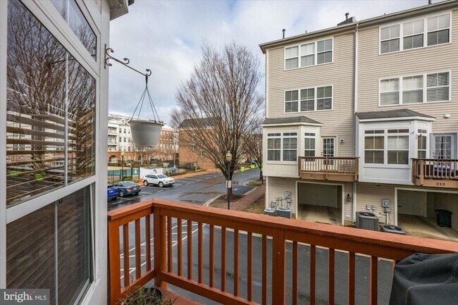 Building Photo - 210 Cameron Station Blvd