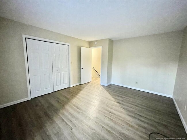 Building Photo - 5846 Aftonshire Dr