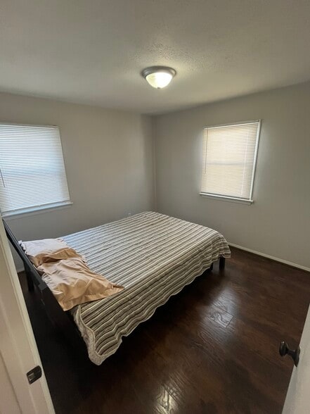 Building Photo - 1751 Anderson Road