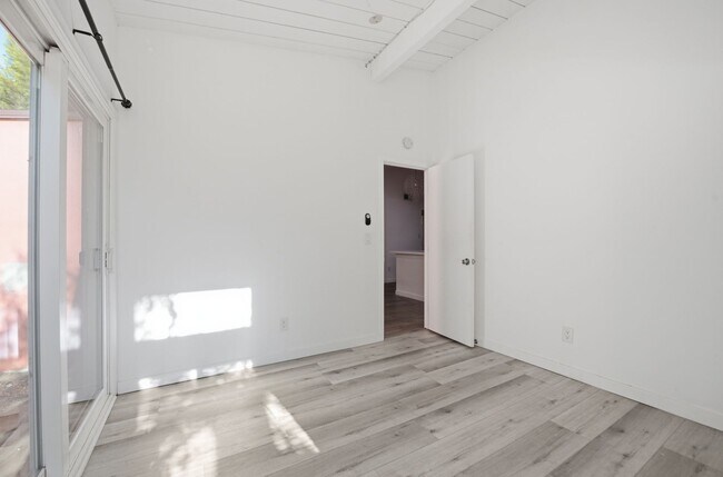 Building Photo - 4955 Baja Ct