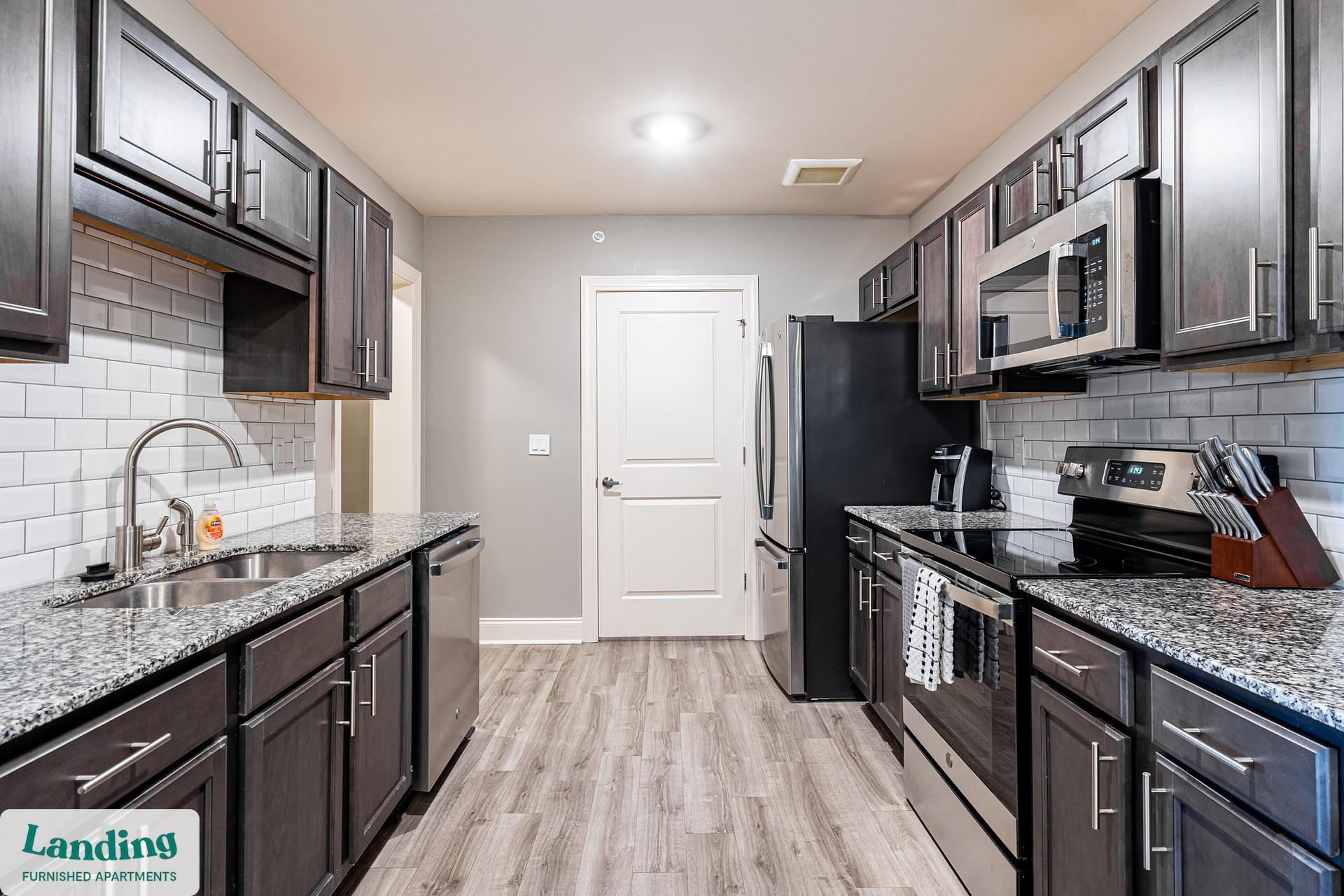 Building Photo - 305 Laredo Dr