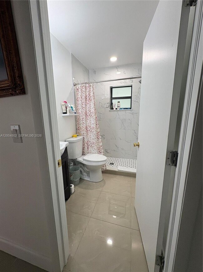 Building Photo - 8581 SW 29th St