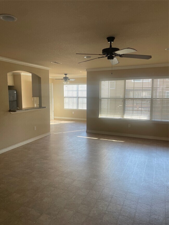 Building Photo - 128 Bolero Way
