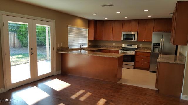 Building Photo - 2131 El Rancho Dr