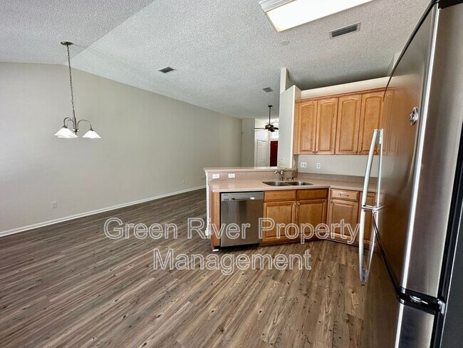Building Photo - 412 La Reserve Cir
