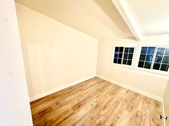 Building Photo - 19429 Lull St