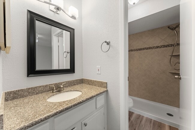 Building Photo - 14515 Wunderlich Dr