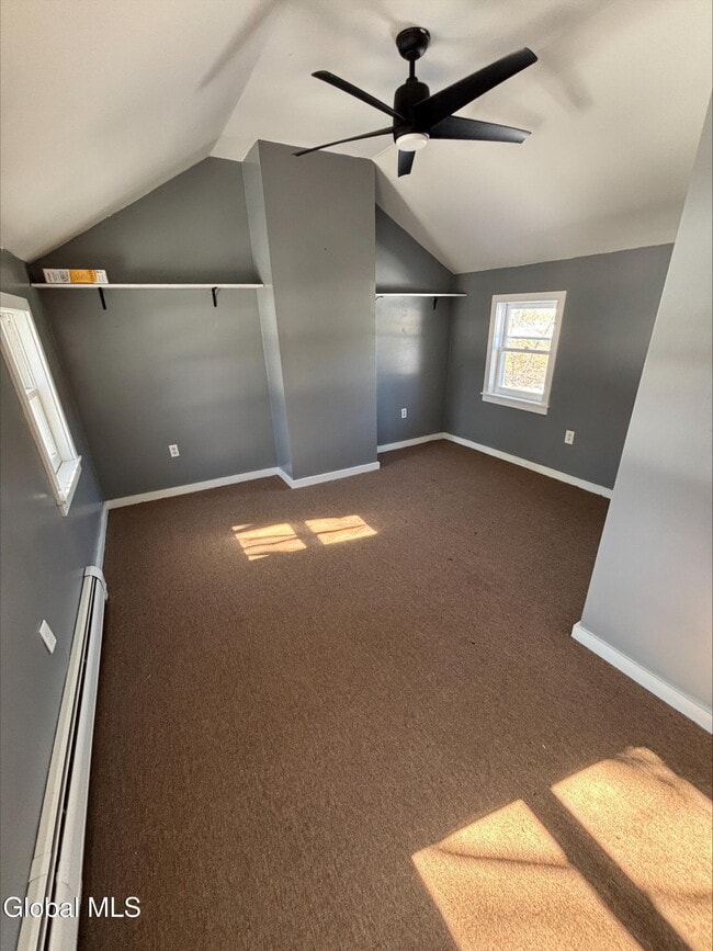 Building Photo - 372 NY-43