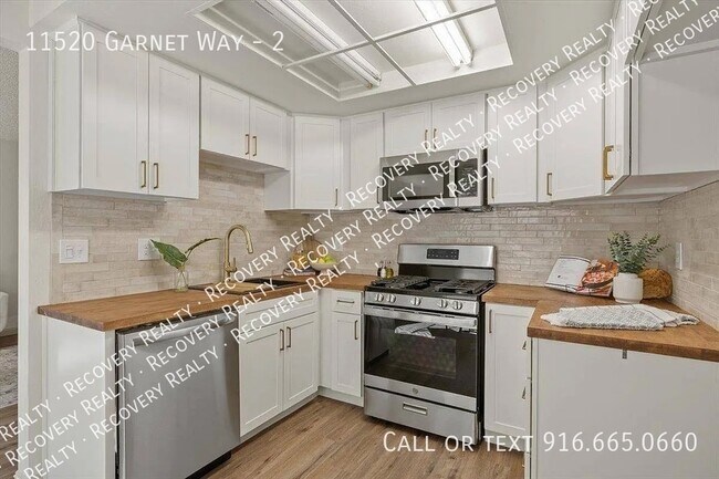 Building Photo - 11520 Garnet Way