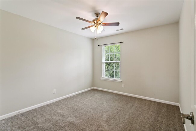 Building Photo - Hampton Home for Rent (3 bed/2.5 bath)